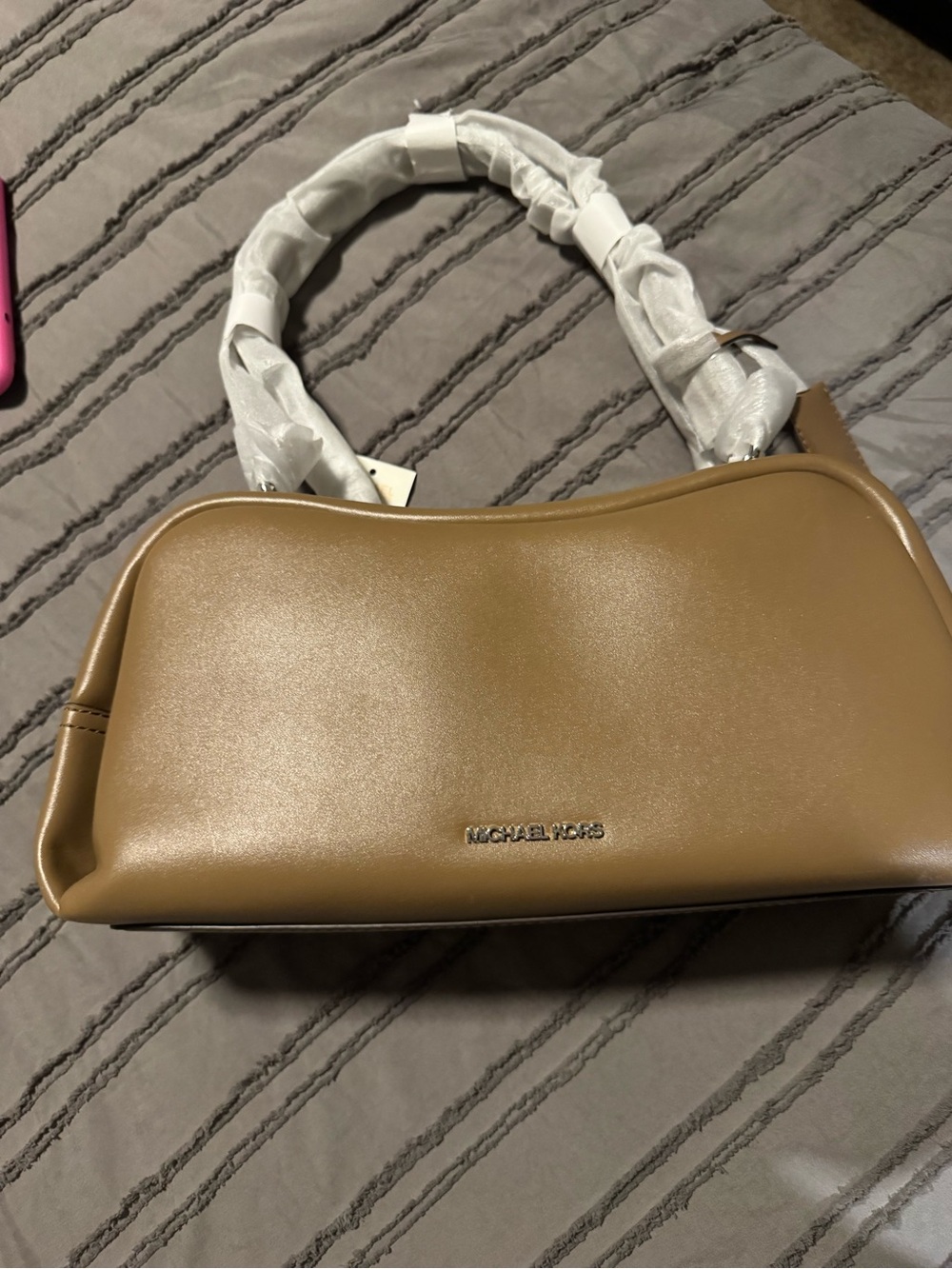 Michael Kors Caramel/Tan Leather Shoulder Bag